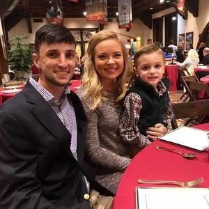 Meet your Posher, Casey